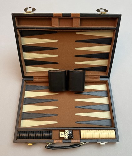 Vintage backgammon set - backgammon,