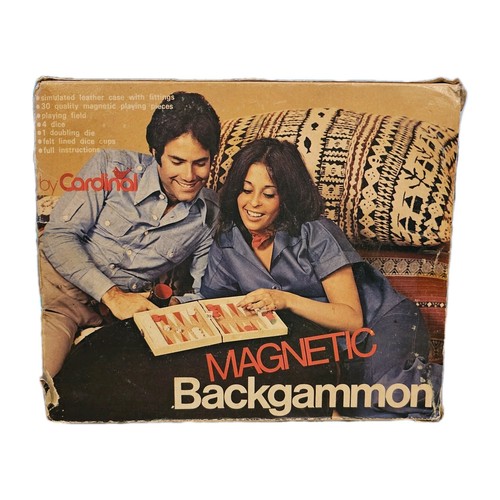 Magnetic backgammon set - backgammon, in
