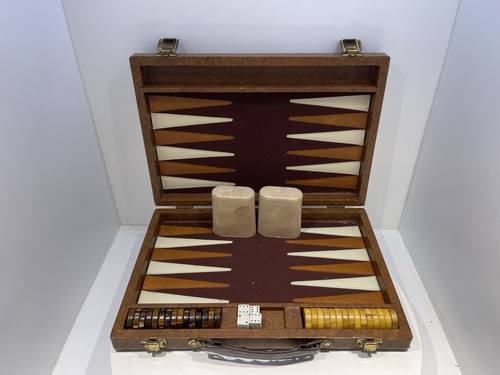 Vintage bakelite backgammon - 30,